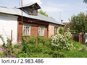 Уютный зеленый уголок в Коломне (Городище) (2010 год). Стоковое фото, фотограф Солодовникова Елена / Фотобанк Лори