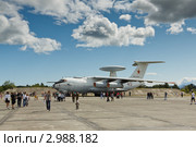 Самолет А-50 — российский самолет дальнего радиолокационного обнаружения и управления (ДРЛОиУ) (AWACS). День Воздушного флота России (Камчатка, Елизово) (2011 год). Редакционное фото, фотограф А. А. Пирагис / Фотобанк Лори