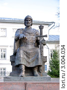 Памятник Юрию Долгорукому - основателю Костромы (2011 год). Редакционное фото, фотограф Илюхина Наталья / Фотобанк Лори