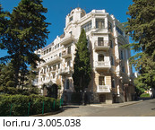 Отель "Вилла Елена" в Ялте (2011 год). Редакционное фото, фотограф Алексей Пантелеев / Фотобанк Лори