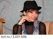 Участница поп-группы "Ассорти" Марина Абдуллаева (2011 год). Редакционное фото, фотограф Татьяна Лата / Фотобанк Лори