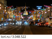 Невский проспект с новогодней иллюминацией (2008 год). Редакционное фото, фотограф Vladimir Kolobov / Фотобанк Лори