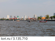 На реке Чаопрая. Бангкок (2010 год). Редакционное фото, фотограф Виктор Карасев / Фотобанк Лори