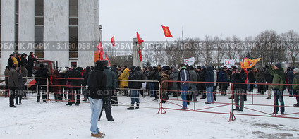 Митинг "За честные выборы" в Великом Новгороде (2011 год). Редакционное фото, фотограф Сергей Бойков / Фотобанк Лори