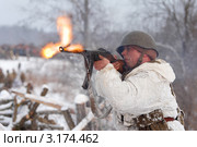 Военно-историческая реконструкция "В полосе прорыва".2012 г. Редакционное фото, фотограф Роман Рожков / Фотобанк Лори