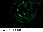 Абстрактные зеленые неоновые линии на черном фоне. Стоковая иллюстрация, иллюстратор Losevsky Pavel / Фотобанк Лори