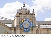Башня с часами на здании Казанского вокзала (2010 год). Стоковое фото, фотограф Алёшина Оксана / Фотобанк Лори