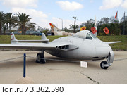 «Вампир» - de Havilland DH.100 Vampire — британский реактивный истребитель (2012 год). Редакционное фото, фотограф Irina Opachevsky / Фотобанк Лори