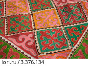 Ковер из войлока с традиционным киргизским узором (2011 год). Стоковое фото, фотограф Дарья Олеринская / Фотобанк Лори