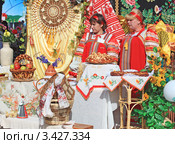 Выставка мастеров народного творчества (2010 год). Редакционное фото, фотограф Нина Ефремова / Фотобанк Лори