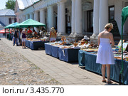 Золотое кольцо России. Сувениры в Суздале (2008 год). Редакционное фото, фотограф katalinks / Фотобанк Лори
