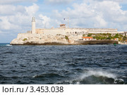 Гавана. Крепость Кастильо-де-лос-Трес-Рейес-дель-Морро, сокращенно Эль-Морро (Castillo de los Tres Reyes del Morro, El Morro) (2011 год). Стоковое фото, фотограф Сергей Дубров / Фотобанк Лори