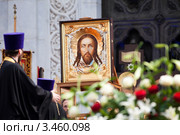 Всероссийский молебен в защиту веры и поруганных святынь в храме Христа Спасителя, Москва, Россия (2012 год). Редакционное фото, фотограф Николай Винокуров / Фотобанк Лори