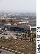 Вид на привокзальную площадь Караганды (2012 год). Редакционное фото, фотограф Вера Тропынина / Фотобанк Лори