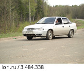 Автомобиль Nexia (2012 год). Редакционное фото, фотограф Сергей Юрьев / Фотобанк Лори