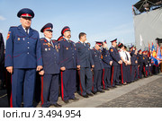 Ветераны и казаки на массовой акции в честь годовщины создания Общероссийского народного фронта на Поклонной горе, город Москва (2012 год). Редакционное фото, фотограф Николай Винокуров / Фотобанк Лори