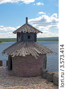 Башня. Национальный природный парк Зюраткуль. Китова пристань (2012 год). Редакционное фото, фотограф Андрей Петраковский / Фотобанк Лори