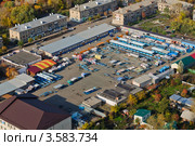 Рынок поселка Коркино. Снимок с вертолета (2011 год). Редакционное фото, фотограф Сергей Костарев / Фотобанк Лори