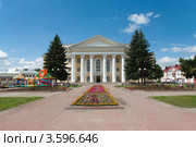 Шебекино. Дворец Культуры. (2012 год). Редакционное фото, фотограф Галина Лукьяненко / Фотобанк Лори