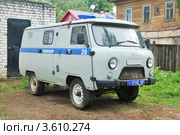 Полицейский УАЗик (2012 год). Редакционное фото, фотограф stargal / Фотобанк Лори