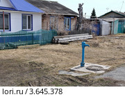 Заводоуковск. Водоразборная колонка на улице (2012 год). Стоковое фото, фотограф Александр Тараканов / Фотобанк Лори