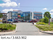 ТЦ "Бисмарк" в городе Соликамске. Пермский край, Россия (2012 год). Редакционное фото, фотограф Андрей Щекалев (AndreyPS) / Фотобанк Лори