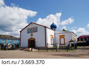 Иркутская область, Киренск. Храм Спаса Нерукотворного (2011 год). Редакционное фото, фотограф Валерий Лаврушин / Фотобанк Лори