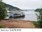 Река Лена в городе Киренске Иркутской области (2011 год). Редакционное фото, фотограф Валерий Лаврушин / Фотобанк Лори