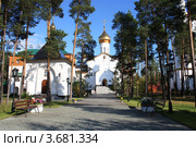 Храм Успения Пресвятой Богородицы в городе Когалыме (2011 год). Стоковое фото, фотограф Бордачёва Светлана / Фотобанк Лори