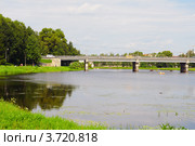 Мост через реку Ловать, город Великие Луки, Псковская область (2012 год). Стоковое фото, фотограф Галина Ермолаева / Фотобанк Лори