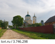 Верея. Частично отреставрированная церковь Константина и Елены (2012 год). Стоковое фото, фотограф Павел Широков / Фотобанк Лори
