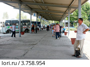 Автостанция, город Южноуральск (2012 год). Редакционное фото, фотограф Хайрятдинов Ринат / Фотобанк Лори