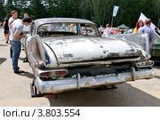 Фестиваль автоклубов «Ретро-Фест» в Сокольниках. Раритетный автомобиль Plymouth Belvedere (США) (2012 год). Редакционное фото, фотограф Илюхина Наталья / Фотобанк Лори