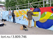 Конкурс граффити. Москва, День города в Лужниках (2012 год). Редакционное фото, фотограф Илюхина Наталья / Фотобанк Лори