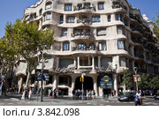 Дом Мила, или Педрера (Casa Mila, La Pedrera). Барселона (2012 год). Редакционное фото, фотограф Наталья Чуб / Фотобанк Лори