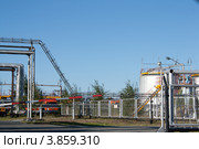 На территории завода химреагентов (2012 год). Редакционное фото, фотограф Бордачёва Светлана / Фотобанк Лори