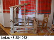 Станок по производству ткани в музее-заповеднике "Старая Казань" ("Иске Казан") (2012 год). Редакционное фото, фотограф Динара Х / Фотобанк Лори