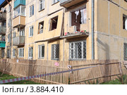 Дом после взрыва газа в квартире. Подмосковье. Сычево (2012 год). Стоковое фото, фотограф Сергей Соболев / Фотобанк Лори