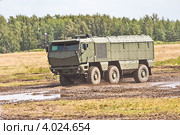 Новый российский бронеавтомобиль КАМАЗ «Тайфун» (2012 год). Редакционное фото, фотограф Владимир Сергеев / Фотобанк Лори