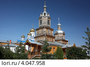 Россия, Чувашская Республика, Цивильск. Тихвинский Богородицкий женский монастырь. Храм во имя священномученика Харлампия (2012 год). Стоковое фото, фотограф Алексей Семенушкин / Фотобанк Лори