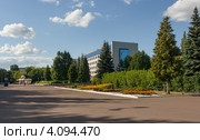 Нижнекамск. Гостиница отель "Кама" на проспекте Строителей (2008 год). Редакционное фото, фотограф Горшков Игорь / Фотобанк Лори