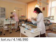 Стоматологический кабинет (2008 год). Редакционное фото, фотограф Дмитрий Неумоин / Фотобанк Лори