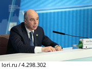 Антон Германович Силуанов, министр финансов Российской Федерации на пресс-конференции посвященной предстоящему саммиту G20 (2013 год). Редакционное фото, фотограф Игорь Долгов / Фотобанк Лори