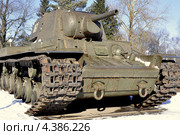 Тяжёлый танк КВ - 1. Экспозиция мемориального комплекса "Прорыв блокады Ленинграда". (2013 год). Редакционное фото, фотограф Владимир Кошарев / Фотобанк Лори