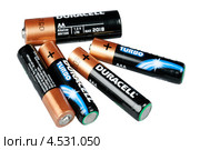 Батарейки DURACELL на белом фоне (2013 год). Редакционное фото, фотограф Анна Зеленская / Фотобанк Лори