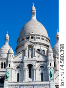 Базилика Сакре-Кёр (фр. Basilique du Sacré Cœur) на холме Монмартр. Париж. Франция (2013 год). Стоковое фото, фотограф Катерина Макарова / Фотобанк Лори