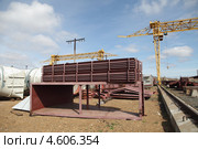 Компенсаторы газоходов на сборочной площадке (2013 год). Редакционное фото, фотограф Валерий Акулич / Фотобанк Лори