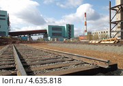 Монтаж подкрановых путей башенного крана. Весна (2013 год). Редакционное фото, фотограф Валерий Акулич / Фотобанк Лори