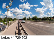 Мост через реку Мсту в городе Боровичи (2012 год). Редакционное фото, фотограф FotograFF / Фотобанк Лори