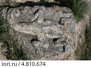 Работа неизвестного скульптора на мысе Тарханкут (2013 год). Редакционное фото, фотограф Робул Дмитрий / Фотобанк Лори